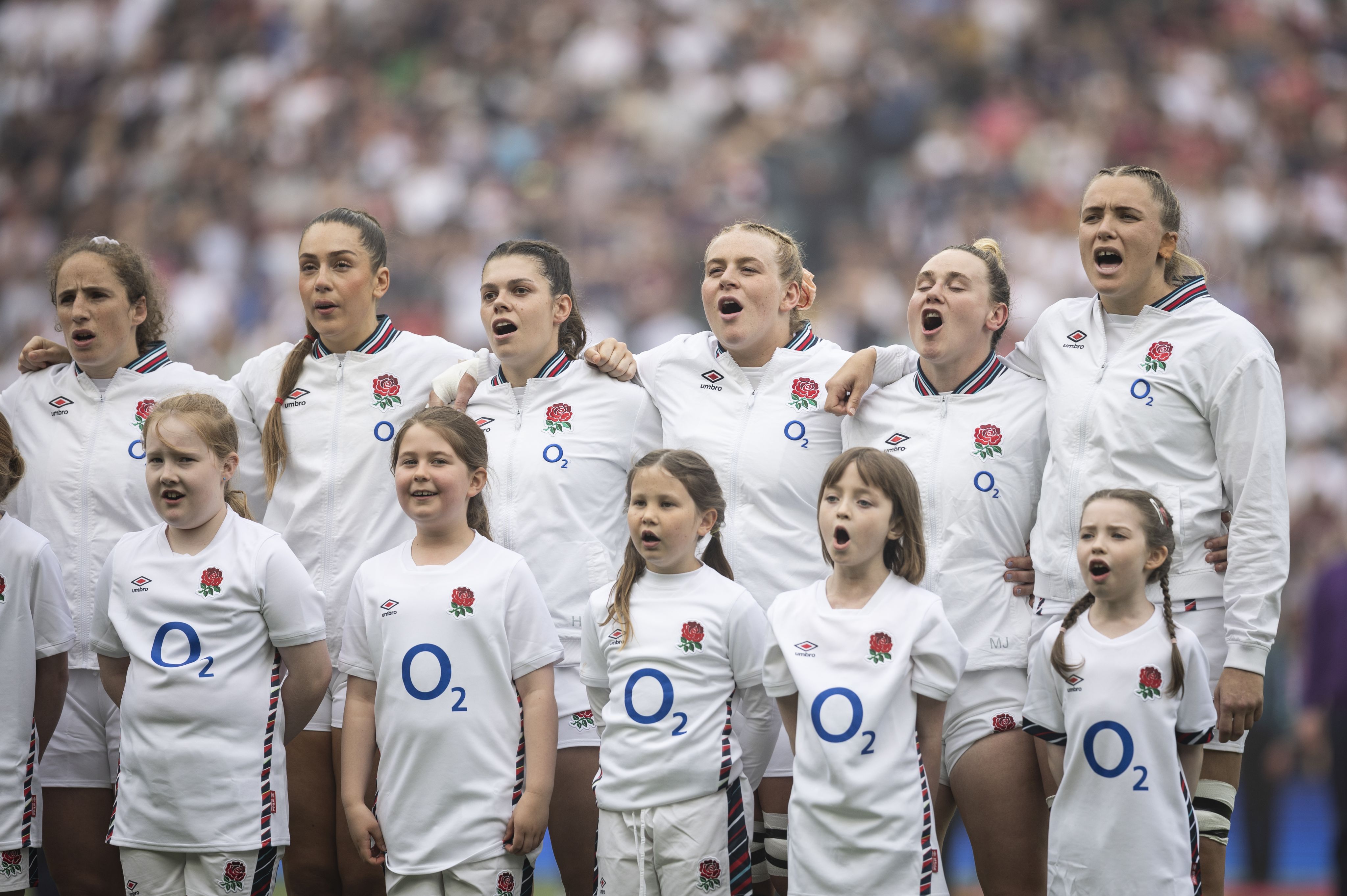 Red Roses Rugby Signs England Rugby Player Profiles